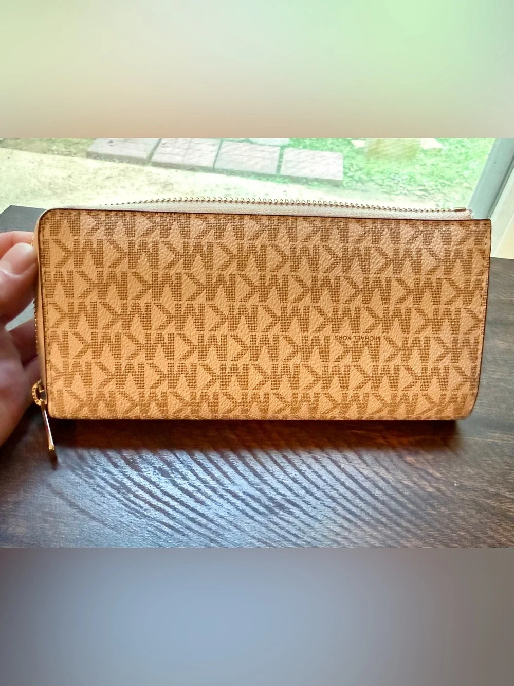 Michael Kors Beige Signature Zip Wallet